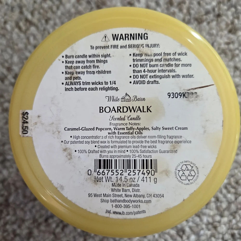 ๐2/$15 White Barn Boardwalk Candle - Sunny Yellow - Picture 2 of 5